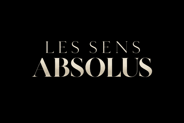 Découvrez l’univers Thousand, une collection de parfums pensée pour celles et ceux qui recherchent une signature olfactive élégante, raffinée et intemporelle.

Chaque fragrance est imaginée comme une véritable expression de personnalité. Notes florales, fruitées, boisées, orientales ou gourmandes : explorez notre sélection de parfums pour femme et pour homme et trouvez la fragrance qui vous correspond.

Notre collection associe élégance, caractère et qualité, dans des créations accessibles sans compromis sur le plaisir olfactif. Du parfum délicat et lumineux à la fragrance plus intense et sophistiquée, chaque composition possède son propre univers.

Femme, Homme ou Collection Prestige, laissez-vous guider par vos envies et découvrez votre prochaine signature olfactive.